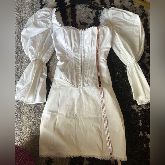 House of CB MATILDA DRESS WHITE SIZE XS - Picture 3 of 5